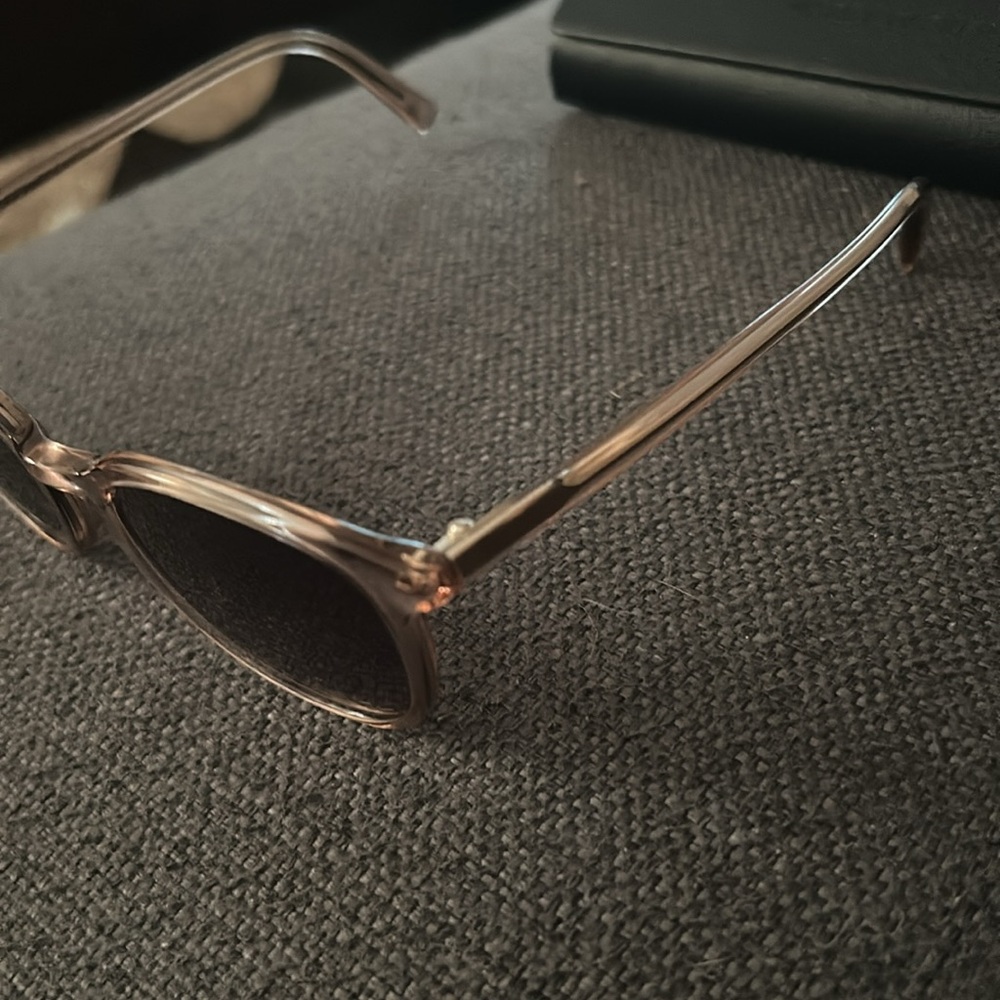 Warby Parker Durand sunglasses - like new! - Picture 3 of 7